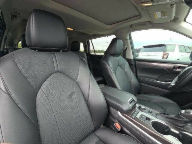 Серый Тойота Хайлендер, объемом двигателя 3.5 л и пробегом 21 тыс. км за 24000 $, фото 8 на Automoto.ua