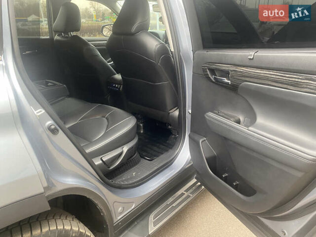 Сірий Тойота Хайлендер, об'ємом двигуна 2.49 л та пробігом 53 тис. км за 47000 $, фото 46 на Automoto.ua
