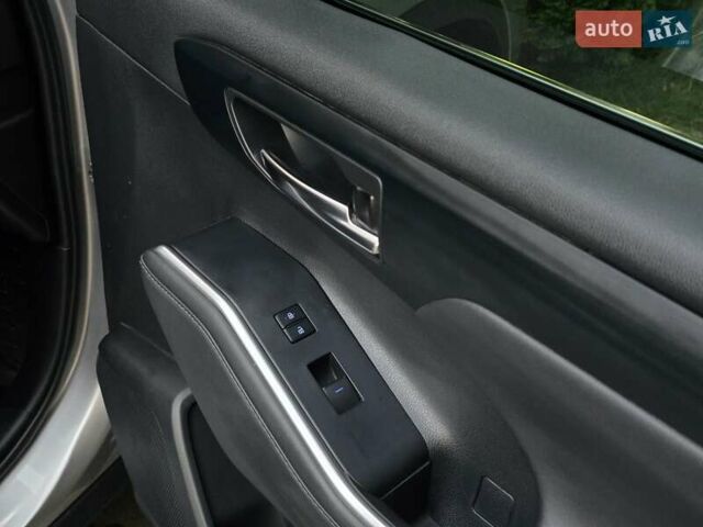 Серый Тойота Хайлендер, объемом двигателя 2.49 л и пробегом 30 тыс. км за 36999 $, фото 60 на Automoto.ua