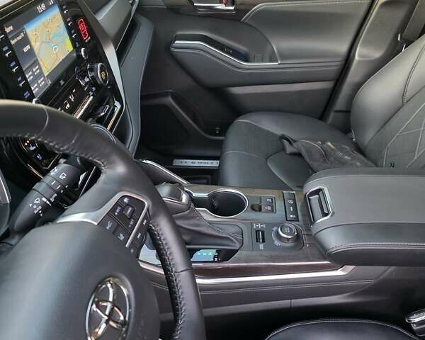 Серый Тойота Хайлендер, объемом двигателя 3.46 л и пробегом 13 тыс. км за 53500 $, фото 25 на Automoto.ua