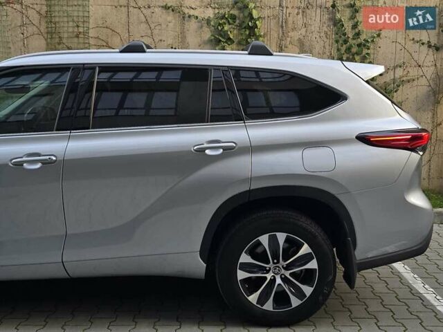 Серый Тойота Хайлендер, объемом двигателя 2.49 л и пробегом 30 тыс. км за 36999 $, фото 18 на Automoto.ua