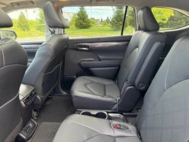 Сірий Тойота Хайлендер, об'ємом двигуна 2.5 л та пробігом 24 тис. км за 26000 $, фото 8 на Automoto.ua