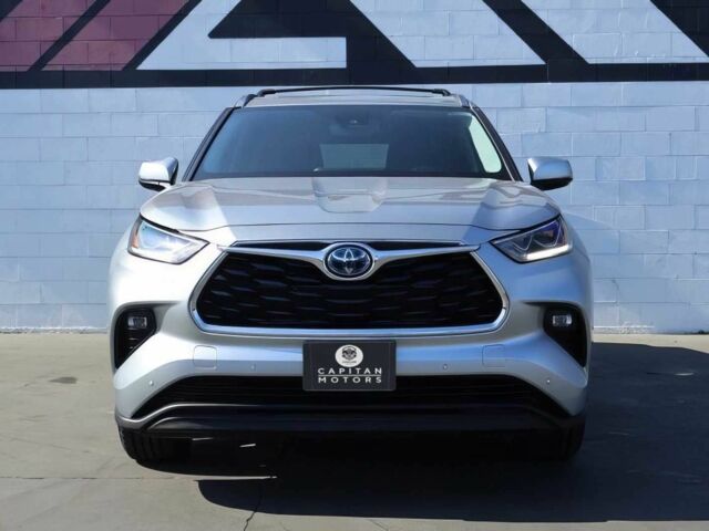 Серый Тойота Хайлендер, объемом двигателя 2.5 л и пробегом 29 тыс. км за 19000 $, фото 1 на Automoto.ua