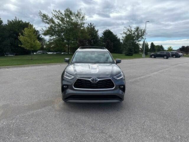 Сірий Тойота Хайлендер, об'ємом двигуна 2.5 л та пробігом 24 тис. км за 26000 $, фото 1 на Automoto.ua