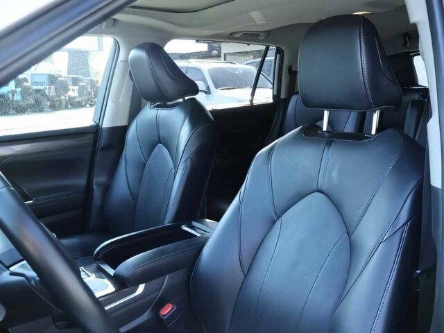 Серый Тойота Хайлендер, объемом двигателя 2.5 л и пробегом 29 тыс. км за 19000 $, фото 9 на Automoto.ua