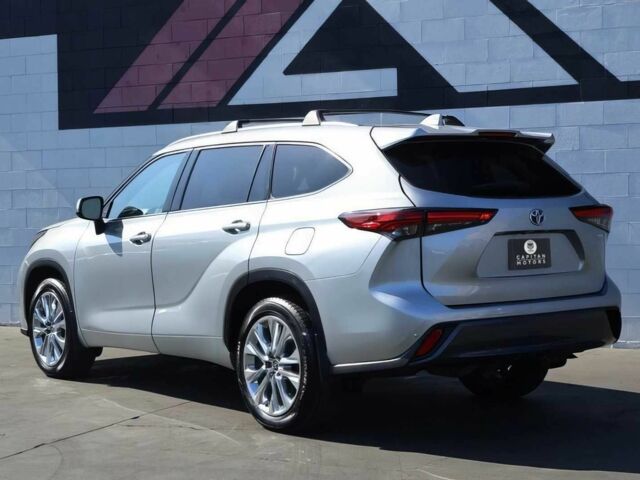 Серый Тойота Хайлендер, объемом двигателя 2.5 л и пробегом 29 тыс. км за 19000 $, фото 4 на Automoto.ua