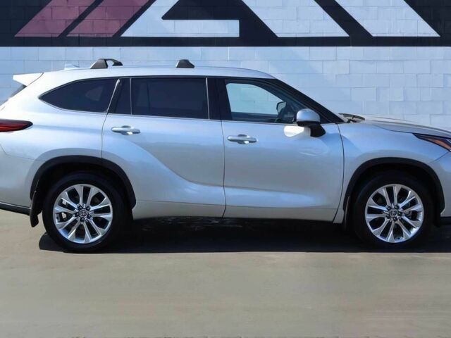 Серый Тойота Хайлендер, объемом двигателя 2.5 л и пробегом 29 тыс. км за 19000 $, фото 7 на Automoto.ua