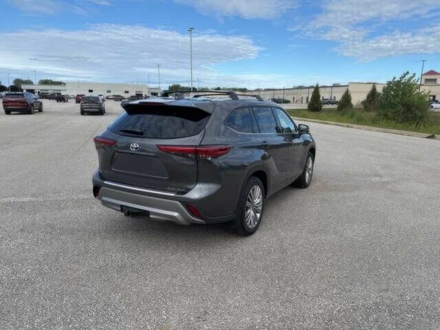 Сірий Тойота Хайлендер, об'ємом двигуна 2.5 л та пробігом 24 тис. км за 26000 $, фото 6 на Automoto.ua