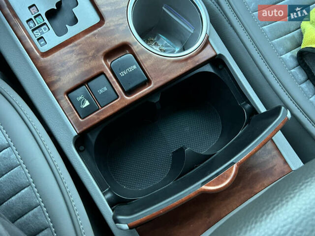 Синий Тойота Хайлендер, объемом двигателя 3.5 л и пробегом 196 тыс. км за 13000 $, фото 61 на Automoto.ua