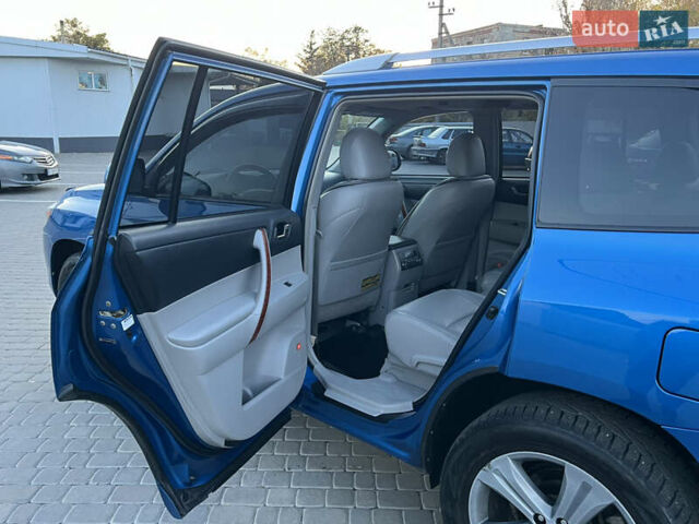 Синий Тойота Хайлендер, объемом двигателя 3.5 л и пробегом 196 тыс. км за 13000 $, фото 66 на Automoto.ua