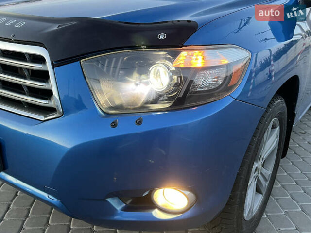 Синий Тойота Хайлендер, объемом двигателя 3.5 л и пробегом 196 тыс. км за 13000 $, фото 95 на Automoto.ua