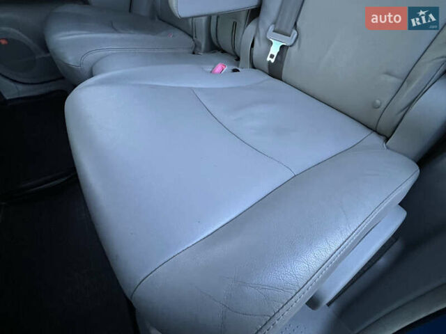 Синий Тойота Хайлендер, объемом двигателя 3.5 л и пробегом 196 тыс. км за 13000 $, фото 75 на Automoto.ua