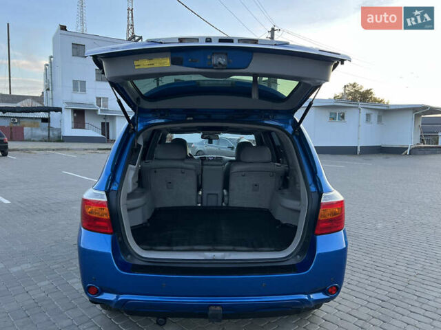 Синий Тойота Хайлендер, объемом двигателя 3.5 л и пробегом 196 тыс. км за 13000 $, фото 76 на Automoto.ua