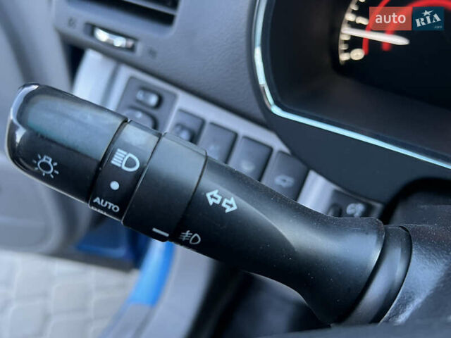 Синий Тойота Хайлендер, объемом двигателя 3.5 л и пробегом 196 тыс. км за 13000 $, фото 55 на Automoto.ua