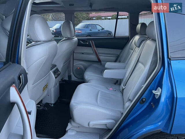 Синий Тойота Хайлендер, объемом двигателя 3.5 л и пробегом 196 тыс. км за 13000 $, фото 67 на Automoto.ua