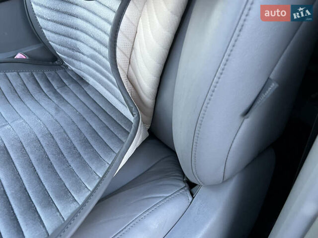 Синий Тойота Хайлендер, объемом двигателя 3.5 л и пробегом 196 тыс. км за 13000 $, фото 52 на Automoto.ua