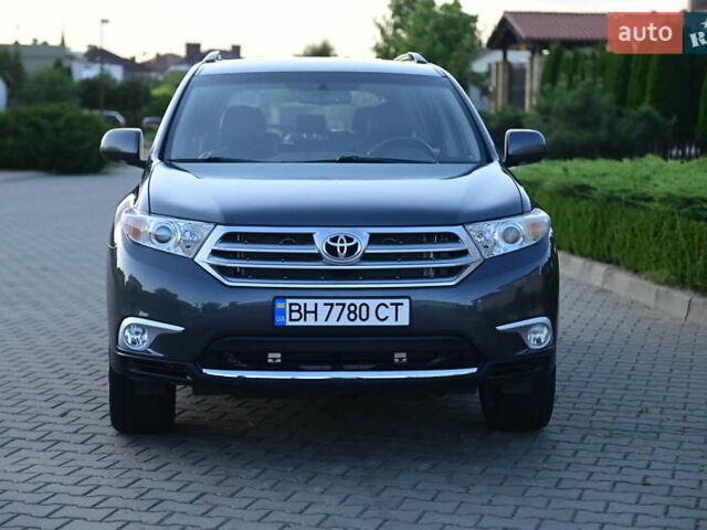 Синий Тойота Хайлендер, объемом двигателя 3.5 л и пробегом 241 тыс. км за 18500 $, фото 11 на Automoto.ua