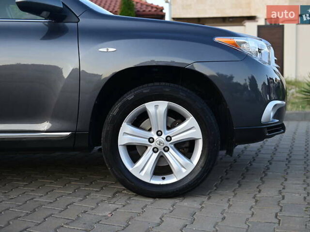 Синий Тойота Хайлендер, объемом двигателя 3.5 л и пробегом 241 тыс. км за 18500 $, фото 14 на Automoto.ua