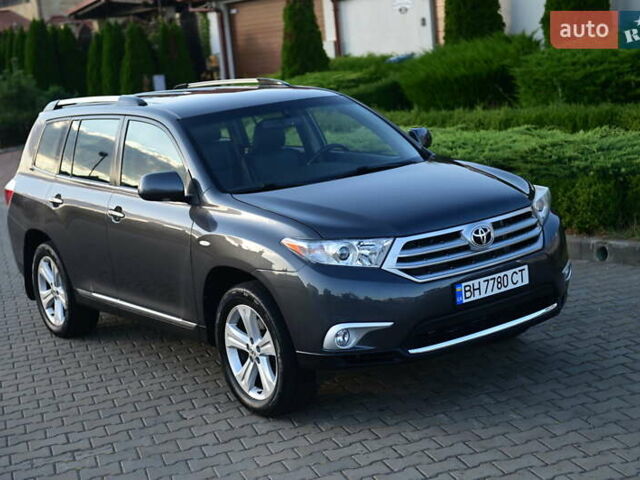 Синий Тойота Хайлендер, объемом двигателя 3.5 л и пробегом 241 тыс. км за 18500 $, фото 19 на Automoto.ua