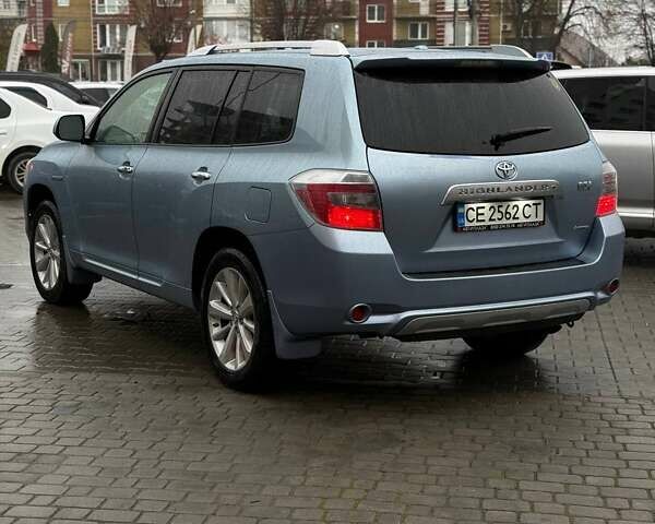 Синий Тойота Хайлендер, объемом двигателя 3.3 л и пробегом 353 тыс. км за 18900 $, фото 4 на Automoto.ua
