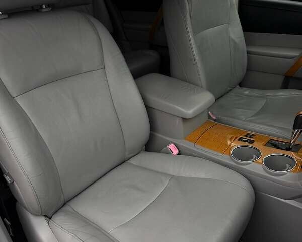 Синий Тойота Хайлендер, объемом двигателя 3.3 л и пробегом 353 тыс. км за 18900 $, фото 14 на Automoto.ua