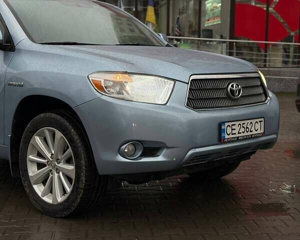 Синий Тойота Хайлендер, объемом двигателя 3.3 л и пробегом 353 тыс. км за 18900 $, фото 1 на Automoto.ua