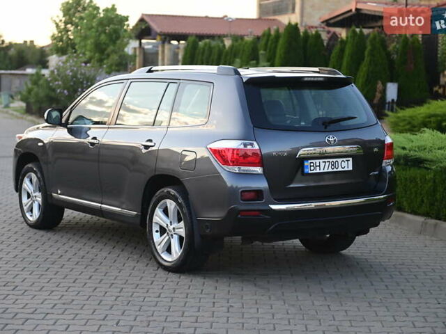 Синий Тойота Хайлендер, объемом двигателя 3.5 л и пробегом 241 тыс. км за 18500 $, фото 7 на Automoto.ua