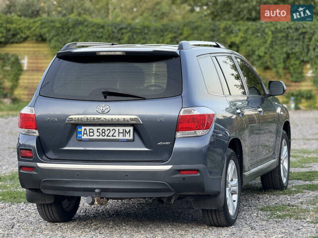 Синій Тойота Хайлендер, об'ємом двигуна 3.5 л та пробігом 173 тис. км за 15700 $, фото 3 на Automoto.ua