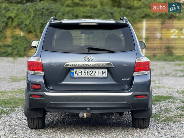 Синій Тойота Хайлендер, об'ємом двигуна 3.5 л та пробігом 173 тис. км за 15700 $, фото 2 на Automoto.ua
