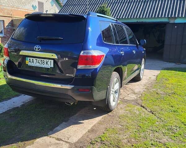 Синий Тойота Хайлендер, объемом двигателя 3.5 л и пробегом 285 тыс. км за 16500 $, фото 4 на Automoto.ua