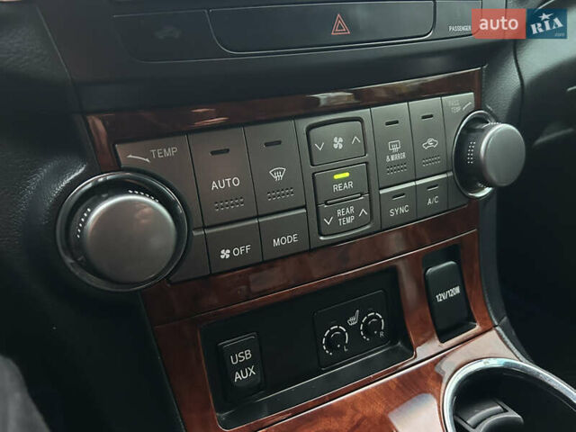 Синій Тойота Хайлендер, об'ємом двигуна 3.5 л та пробігом 238 тис. км за 18999 $, фото 14 на Automoto.ua