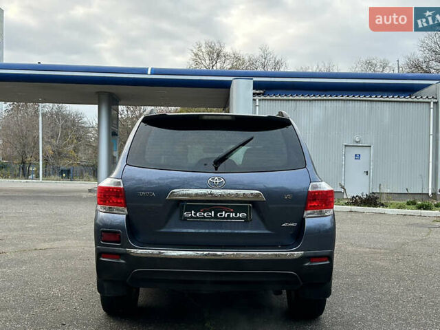 Синій Тойота Хайлендер, об'ємом двигуна 3.5 л та пробігом 238 тис. км за 18999 $, фото 5 на Automoto.ua