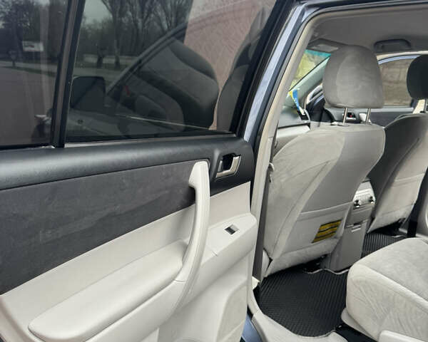 Синій Тойота Хайлендер, об'ємом двигуна 3.46 л та пробігом 258 тис. км за 16999 $, фото 11 на Automoto.ua