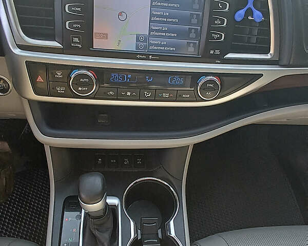Синій Тойота Хайлендер, об'ємом двигуна 3.46 л та пробігом 235 тис. км за 23500 $, фото 33 на Automoto.ua