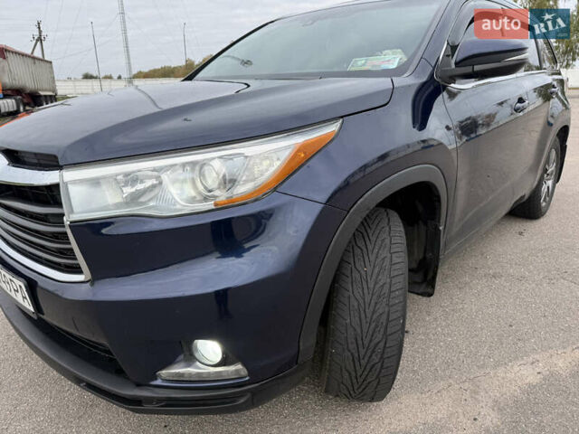 Синій Тойота Хайлендер, об'ємом двигуна 3.46 л та пробігом 235 тис. км за 23500 $, фото 1 на Automoto.ua