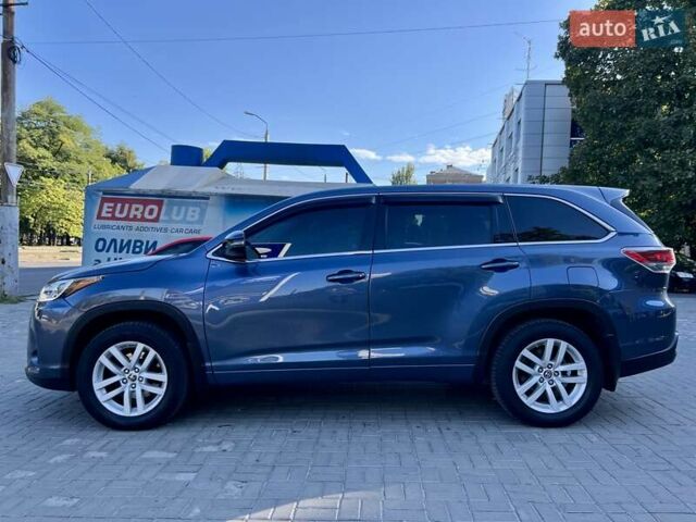 Синий Тойота Хайлендер, объемом двигателя 3.55 л и пробегом 127 тыс. км за 20700 $, фото 18 на Automoto.ua