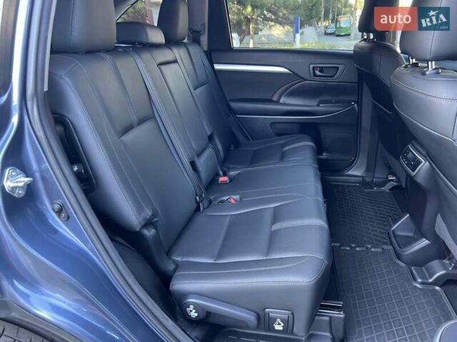 Синий Тойота Хайлендер, объемом двигателя 3.55 л и пробегом 127 тыс. км за 20700 $, фото 32 на Automoto.ua