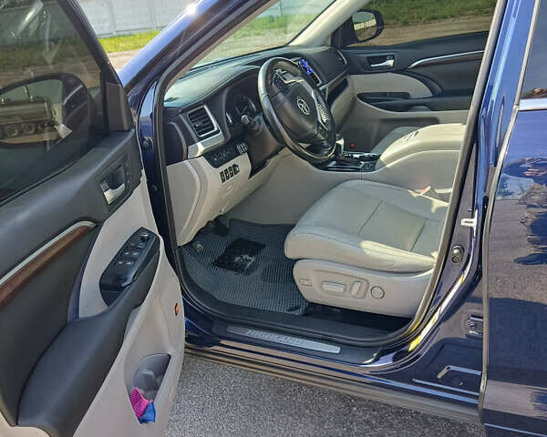 Синій Тойота Хайлендер, об'ємом двигуна 3.46 л та пробігом 235 тис. км за 23500 $, фото 41 на Automoto.ua