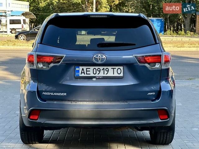 Синий Тойота Хайлендер, объемом двигателя 3.55 л и пробегом 127 тыс. км за 20700 $, фото 13 на Automoto.ua
