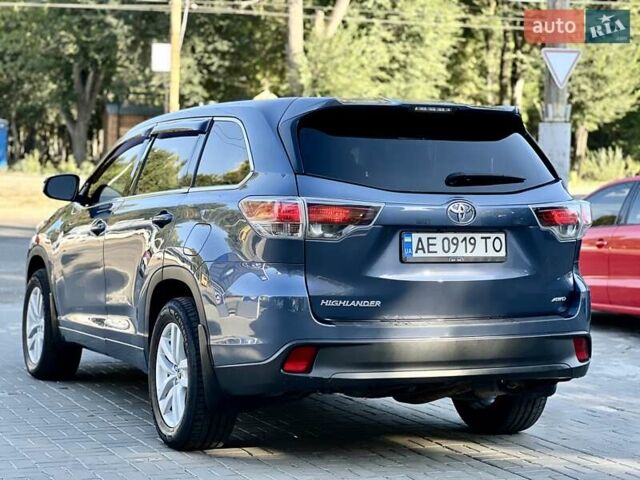 Синий Тойота Хайлендер, объемом двигателя 3.55 л и пробегом 127 тыс. км за 20700 $, фото 14 на Automoto.ua