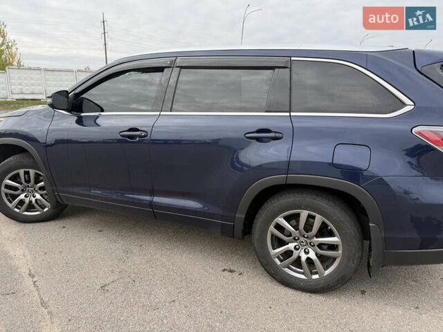 Синій Тойота Хайлендер, об'ємом двигуна 3.46 л та пробігом 235 тис. км за 23500 $, фото 8 на Automoto.ua
