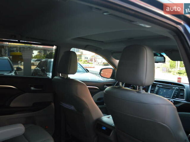 Синий Тойота Хайлендер, объемом двигателя 3.5 л и пробегом 101 тыс. км за 29900 $, фото 42 на Automoto.ua