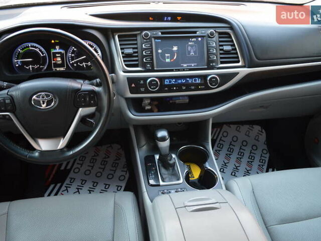 Синий Тойота Хайлендер, объемом двигателя 3.5 л и пробегом 101 тыс. км за 29900 $, фото 36 на Automoto.ua