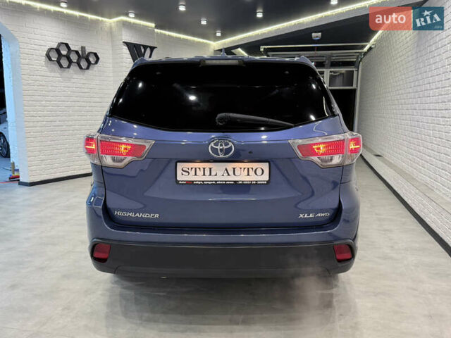 Синий Тойота Хайлендер, объемом двигателя 3.46 л и пробегом 77 тыс. км за 26000 $, фото 9 на Automoto.ua