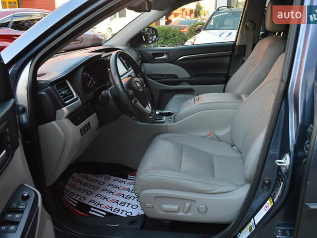 Синий Тойота Хайлендер, объемом двигателя 3.5 л и пробегом 101 тыс. км за 29900 $, фото 12 на Automoto.ua