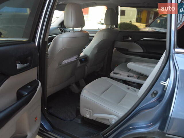 Синий Тойота Хайлендер, объемом двигателя 3.5 л и пробегом 101 тыс. км за 29900 $, фото 33 на Automoto.ua