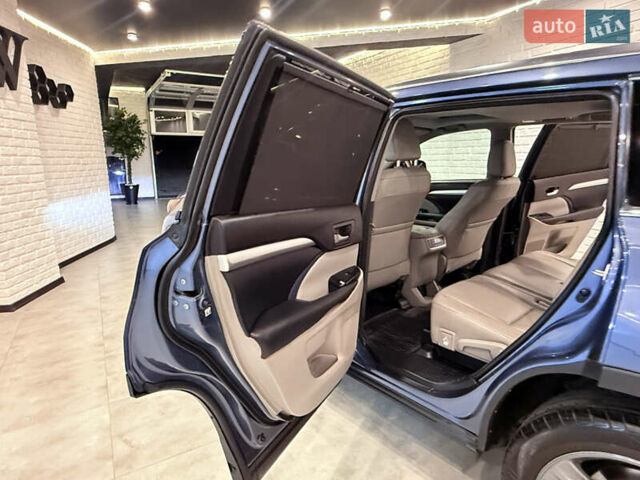 Синий Тойота Хайлендер, объемом двигателя 3.46 л и пробегом 77 тыс. км за 26000 $, фото 58 на Automoto.ua