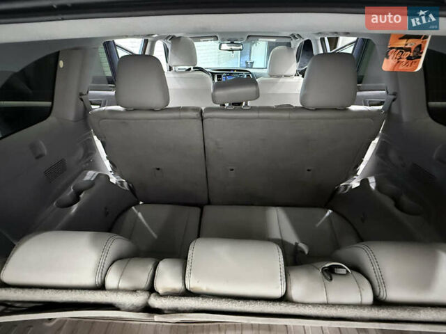 Синий Тойота Хайлендер, объемом двигателя 3.46 л и пробегом 77 тыс. км за 26000 $, фото 31 на Automoto.ua