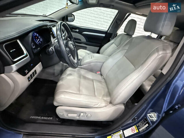 Синий Тойота Хайлендер, объемом двигателя 3.46 л и пробегом 77 тыс. км за 26000 $, фото 42 на Automoto.ua