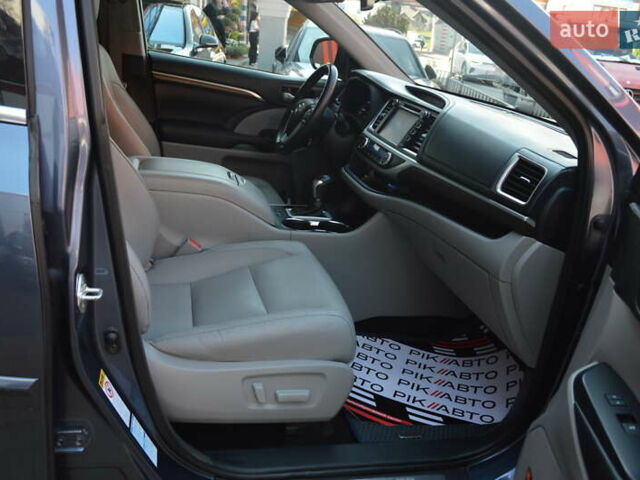 Синий Тойота Хайлендер, объемом двигателя 3.5 л и пробегом 101 тыс. км за 29900 $, фото 45 на Automoto.ua